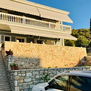 artur-apartments-himare.albaniahotels.org/